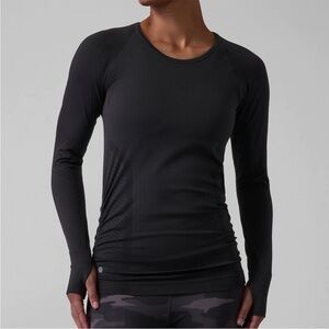 Athleta Black Speedlight Seemless Long Sleeve Top Medium Thumbholes Grips at Hem